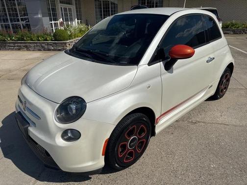 2015 FIAT 500e Battery Electric