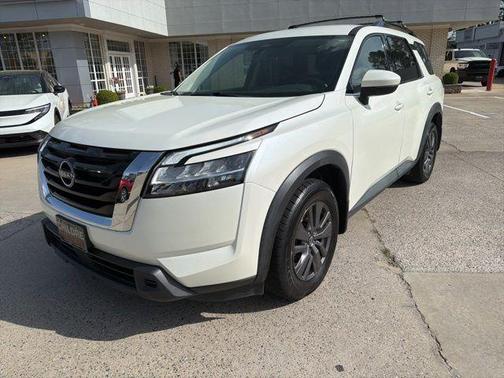 2022 Nissan Pathfinder SV 4WD