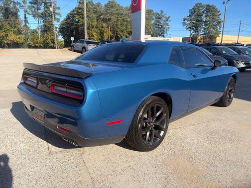 Frostbite 2022 Dodge Challenger SXT