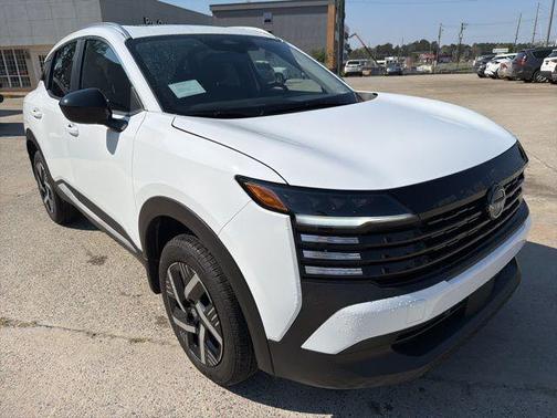 Fresh Powder 2026 Nissan Kicks SV