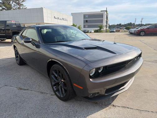 Granite Pearlcoat 2021 Dodge Challenger SXT
