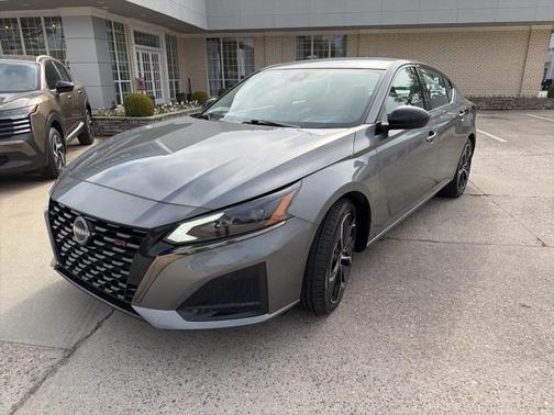 2024 Nissan Altima SR FWD