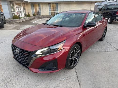 2024 Nissan Altima SR FWD