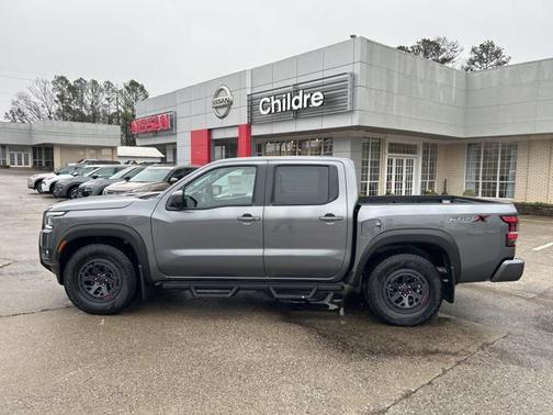 2025 Nissan Frontier PRO-X