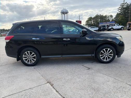 2013 Nissan Pathfinder S