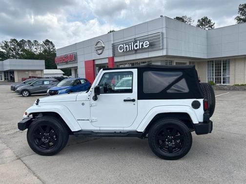 2014 Jeep Wrangler Altitude