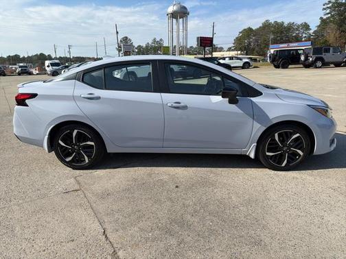 2024 Nissan Versa 1.6 S