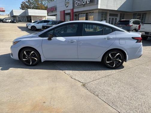 2024 Nissan Versa 1.6 S