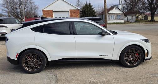 Star White Metallic Tri-Coat 2025 Ford Mustang Mach-E GT