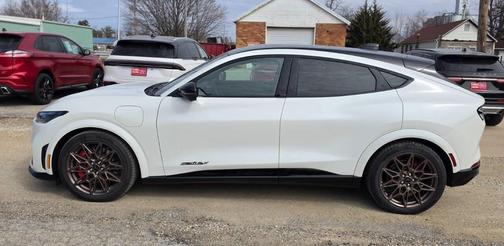 Star White Metallic Tri-Coat 2025 Ford Mustang Mach-E GT
