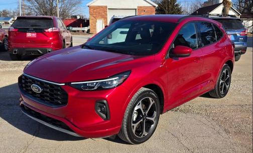 2025 Ford Escape ST-Line Elite