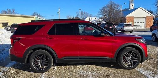 2025 Ford Explorer ST Line AWD 4dr SUV