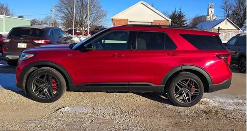 2025 Ford Explorer ST Line AWD 4dr SUV