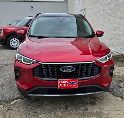 2026 Ford Escape Platinum