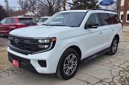 2025 Ford Expedition Active 4x4 4dr SUV