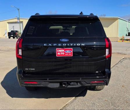 Agate Black 2025 Ford Expedition Active 4x4 4dr SUV