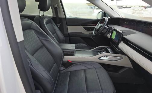 2025 Lincoln Nautilus Reserve AWD 4dr SUV