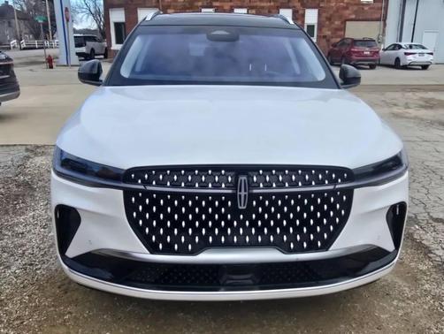 2025 Lincoln Nautilus Reserve AWD 4dr SUV