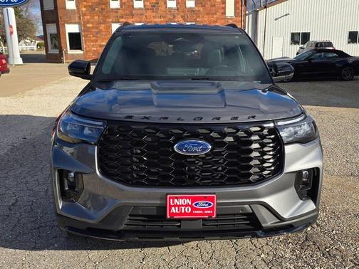 2025 Ford Explorer ST Line AWD 4dr SUV