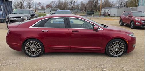 2013 Lincoln MKZ Base