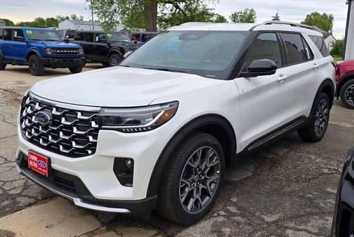 2025 Ford Explorer Platinum AWD 4dr SUV