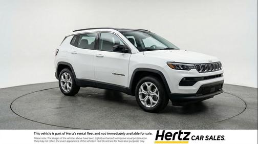 Bright White Clearcoat 2025 Jeep Compass Latitude
