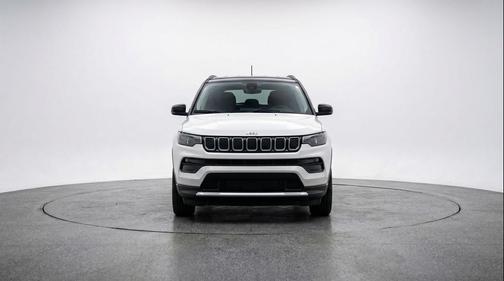 Bright White Clearcoat 2025 Jeep Compass Limited