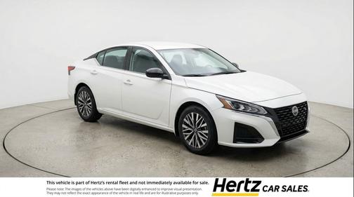 Glacier White 2025 Nissan Altima SV FWD