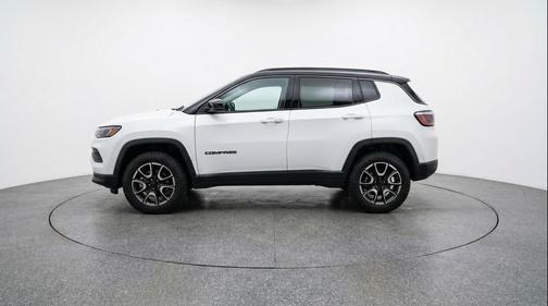 Bright White Clearcoat 2025 Jeep Compass Trailhawk