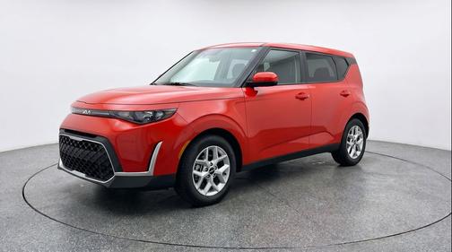 Inferno Red 2025 Kia Soul LX