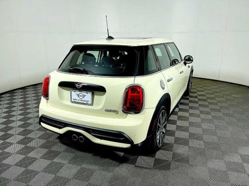 2023 MINI Hardtop Cooper S