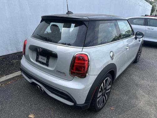 White Silver Metallic 2023 MINI Hardtop Cooper S