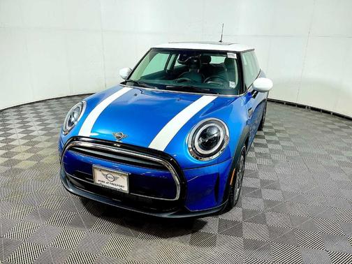 2022 MINI Hardtop Cooper