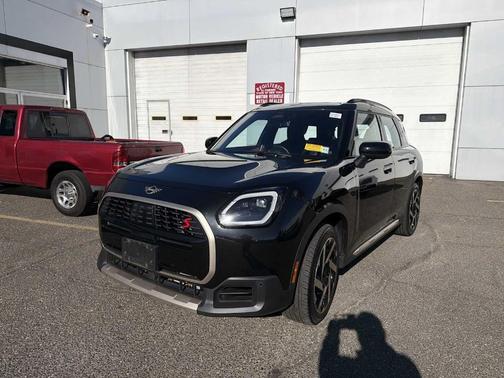 2025 MINI Countryman S