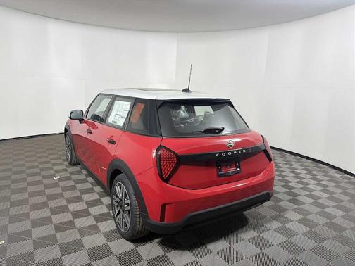 Chili Pepper Red 2026 MINI Hardtop S