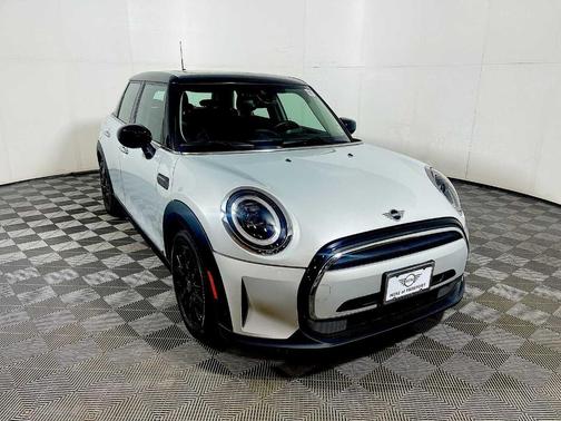 2023 MINI Hardtop Cooper