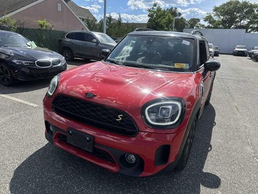 Chili Pepper Red 2023 MINI SE Countryman Cooper ALL4