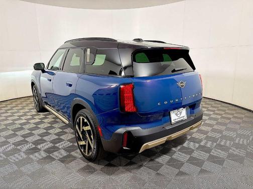 2025 MINI Countryman S