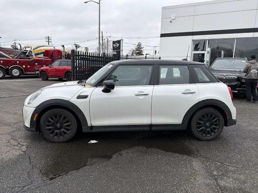2023 MINI Hardtop Cooper