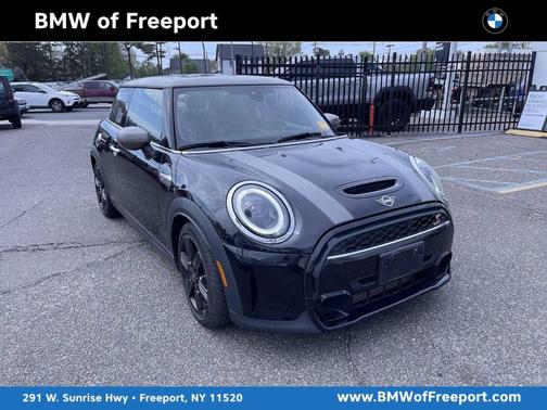 2022 MINI Hardtop Cooper S