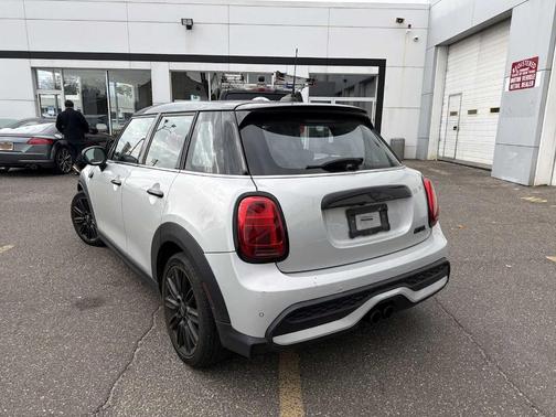 2023 MINI Hardtop Cooper S