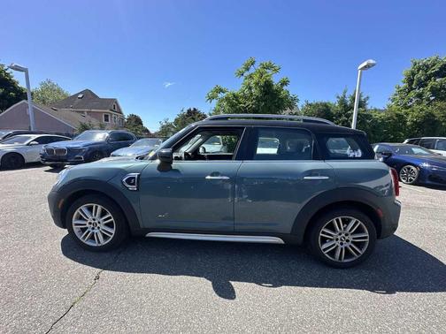 Sage Green Metallic 2023 MINI Countryman Cooper S