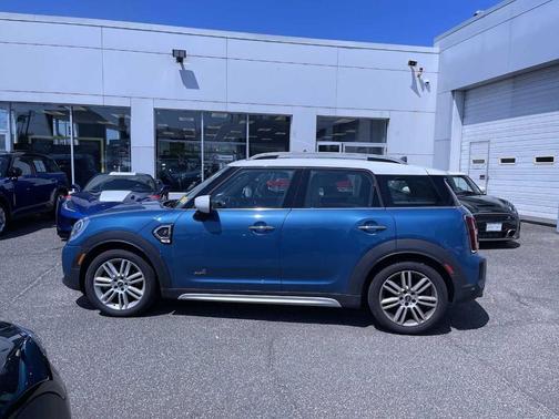 2023 MINI Countryman Cooper S