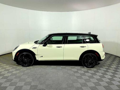 2022 MINI Clubman Cooper S ALL4