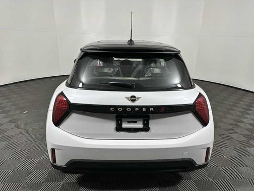 2026 MINI Hardtop S