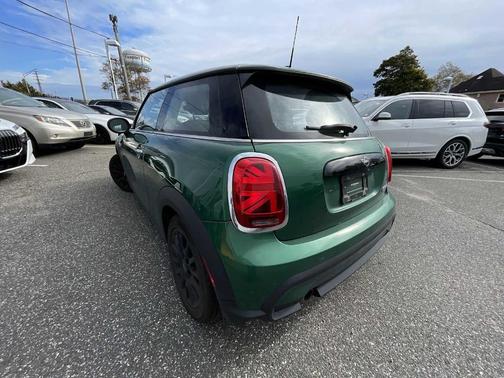 2023 MINI Hardtop Cooper