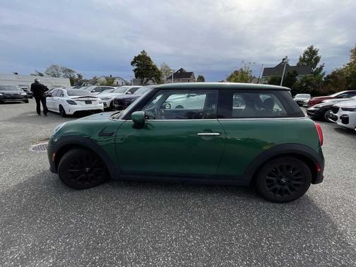 2023 MINI Hardtop Cooper