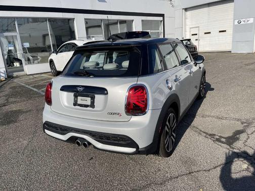 2023 MINI Hardtop Cooper S
