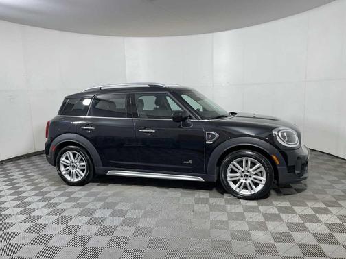 2023 MINI Countryman Cooper S