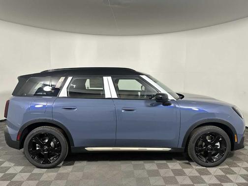 2025 MINI Countryman S
